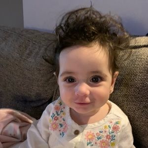 Meet your Posher, Amira